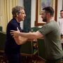 Ben Stiller esteve com Zelensky na Ucrânia. 'É o meu herói'