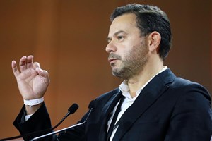 Montenegro avisa Costa que está preparado para o substituir