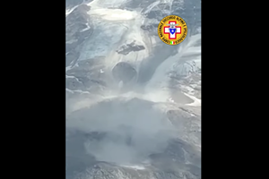 Seis mortos em colapso de glaciar nos Alpes italianos