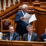Costa arrasa novo líder parlamentar do PSD