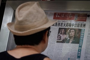China: militares não vão ficar de 'braços cruzados' se Nancy Pelosi visitar Taiwan
