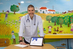 Os senhores doutores influencers. Nova geração de médicos usa o digital
