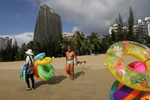 China decreta confinamento a 80 mil turistas numa ilha