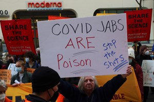 Covid-19: Facebook e Instagram fecham contas de organização antivacinas