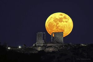 Super lua na Grécia