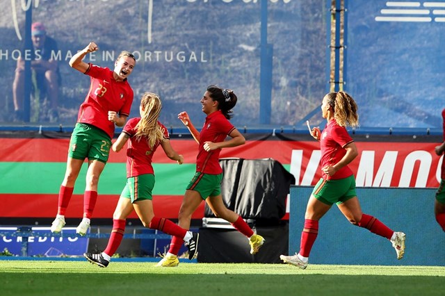 Futebol feminino. Portugal vai jogar play-off intercontinental