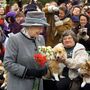Corgis de Isabel II serão entregues ao príncipe André