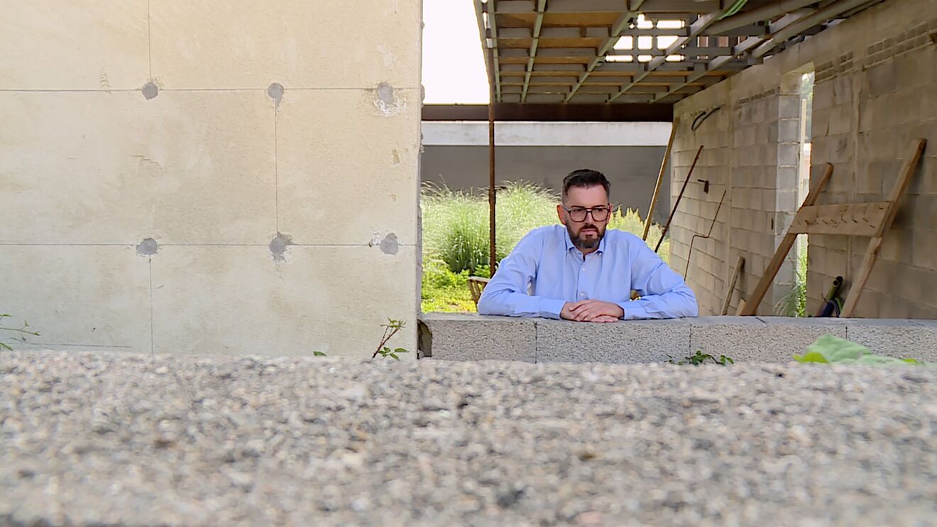 Investigação SÁBADO. Casas modulares que viraram um pesadelo