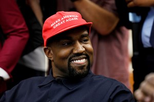 O que se passa com Kanye West?