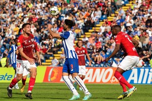 FC Porto cede empate nos Açores e pode ficar mais longe do líder