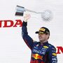 Max Verstappen vence GP do Japão encurtado e é bicampeão de Fórmula 1