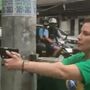 Deputada apoiante de Bolsonaro armada persegue homem em São Paulo