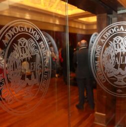 PSD quer reforçar proteção legal dos advogados na parentalidade e em casos de doença grave