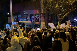 Manifestantes lutam pelo fim das restrições pandémicas na China