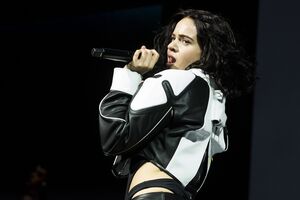 "Lux" é o disco que traz a artista catalã a Portugal pela sexta vez