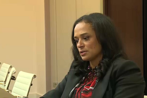 Isabel dos Santos diz que se sente "perseguida politicamente" em Angola