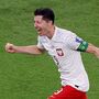 Lewandowski vai às lágrimas com primeiro golo em Mundiais