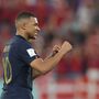 Bis de Mbappé à Dinamarca coloca campeã França nos 'oitavos' do Mundial