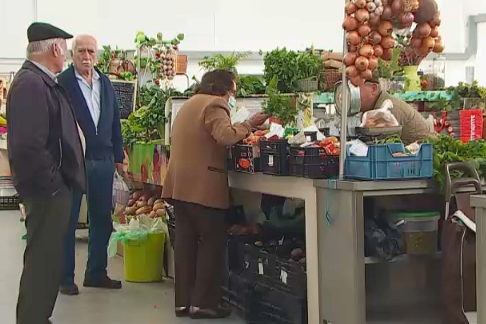 Inflação desce para 9,9% em novembro