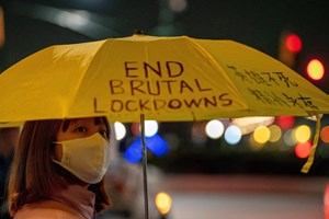 China alivia medidas contra covid-19. Infetados podem ficar em casa
