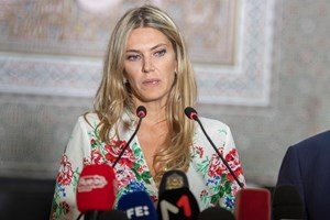 Qatargate: Tribunal belga mantém Eva Kaili em prisão preventiva
