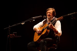 No Tivoli com Rui Veloso: “Estou farto da fama, é muito chato”