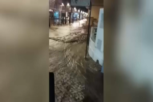 Cheias em Quarteira fazem muitos estragos e causam prejuízos