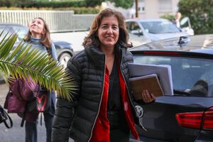 240 euros. Quem recebe o apoio extraordinário para famílias carenciadas? 