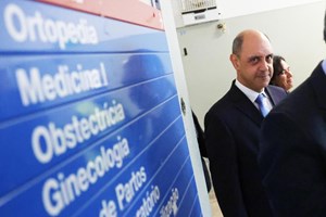 Governo chega a 'acordo intercalar' com Sindicato Independente dos Médicos