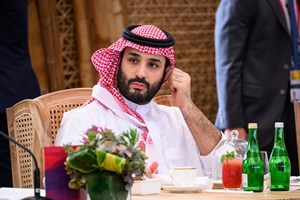 Intelectual saudita condenado à morte por usar redes sociais e 'expressar opinião'