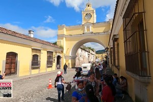Guatemala: terra de lagos, vulcões e Maias
