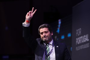 Chega prepara 'cerco' à sede do PS