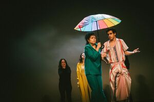 Protesto durante Tudo Sobre a Minha Mãe.mp4