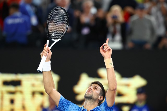 Djokovic ultrapassa Federer e é o jogador com mais vitórias na O2