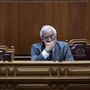 António Costa vai ao parlamento com economia para contrapor ao caso Galamba
