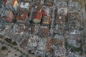 Destruição na Turquia e na Síria. Sismo foi 'extremamente raro e intenso'