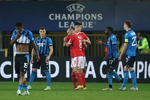 Benfica ganha boa vantagem na Bélgica e Dortmund vence em casa o Chelsea