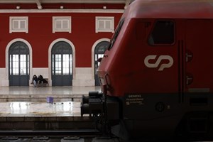CP prevê 'fortes perturbações' na circulação de comboios de 30 de maio a 1 de junho