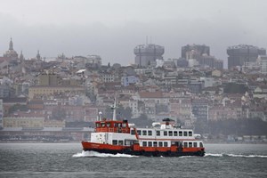 Sindicatos apontam responsabilidades políticas na compra de navios para Transtejo