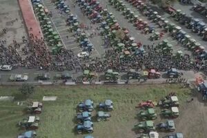 Imagens de drone mostram mais de dois mil agricultores em manifestação em Beja 