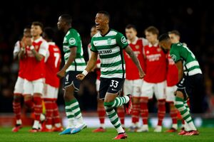 Sporting elimina Arsenal nos penáltis e está nos quartos da Liga Europa