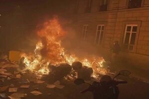 Protestos Paris.mp4