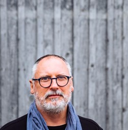 Paulo Moreiras: 'A literatura é uma arma de combate'