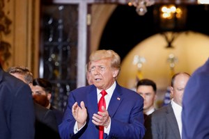 Trump: do tribunal ao salão de baile
