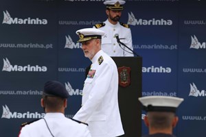 Gouveia e Melo diz que democracia não é inevitável e deve ser defendida 