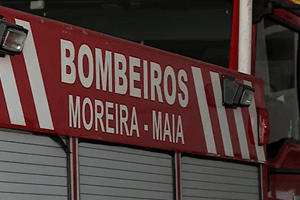 Cerca de 200 operacionais e oito meios aéreos combatem fogo em Viseu