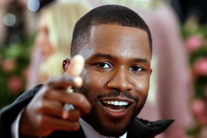 Caos e cancelamentos. A prestação de Frank Ocean no festival Coachella