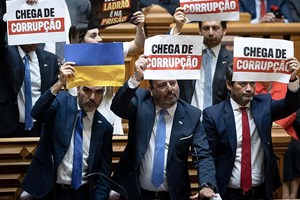 Deputado do Chega participa em seminário sobre decoro parlamentar após protesto na AR