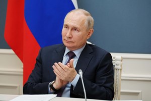 Documentos revelam que Putin retirou iate da Alemanha antes da invasão da Ucrânia
