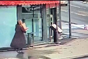 “Levei para lá a estatueta que explodiu”: Polícia revela vídeo da suspeita de ataque a café na Rússia